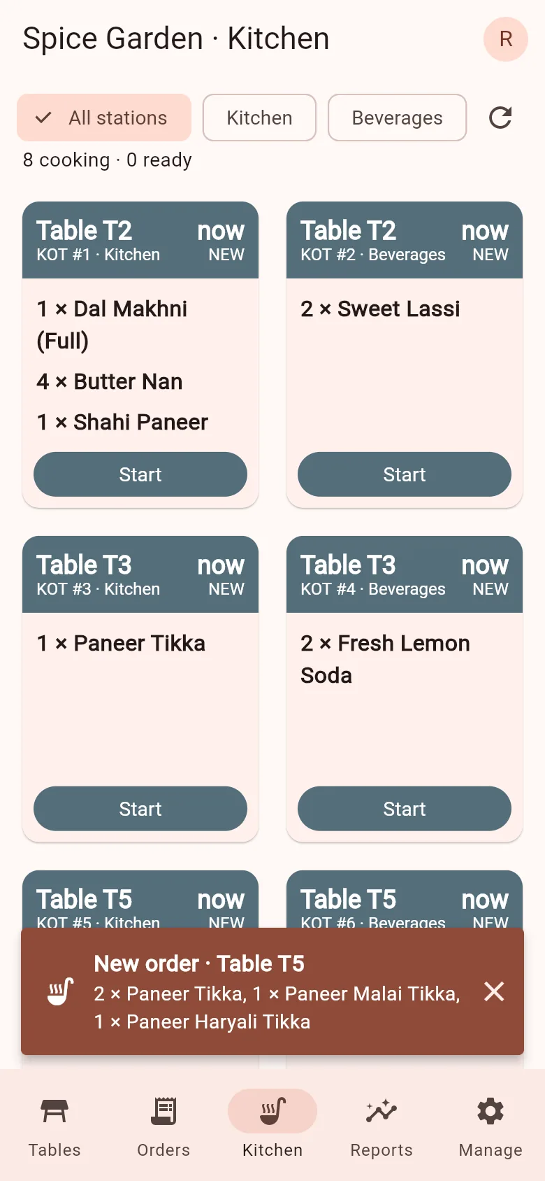 Kitchen display with tickets per table and a new order alert